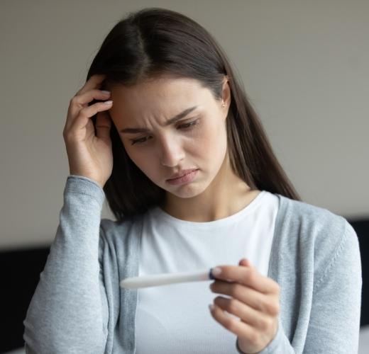 Positive Pregnancy Test with No Symptoms What Could Be Wrong? Neeva Baby