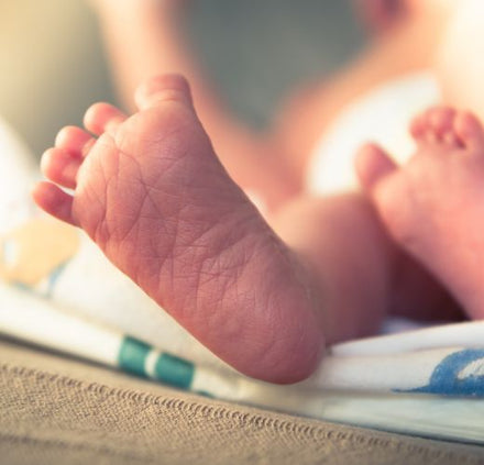 What is Baby Crowning & How to Prepare for It? | Neeva Baby