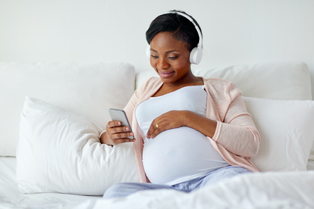 10 Best Podcasts To Listen To During Pregnancy